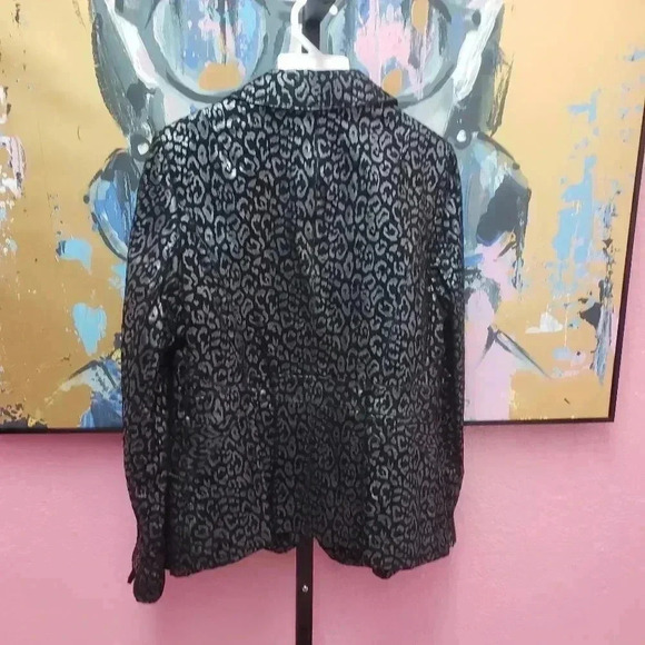 Pamela McCoy Black Leather Animal Print Zip Front Jacket - Picture 2 of 7